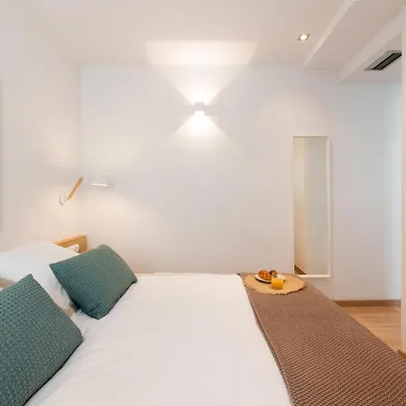 Apartamento Centre. Simply Charming